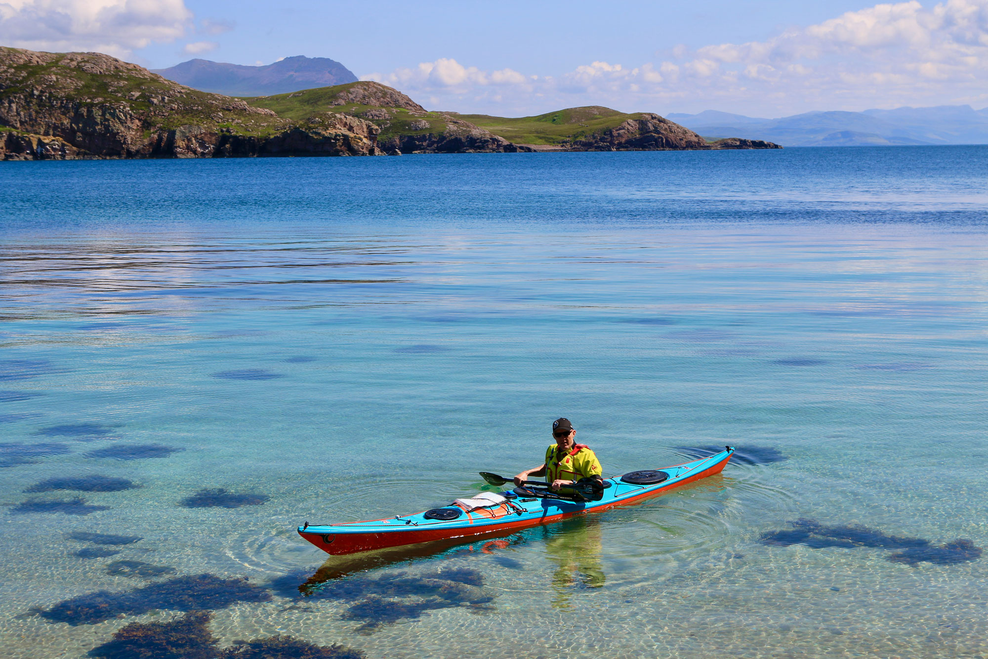 Exciting paddles carbon kayak For Thrill And Adventure 